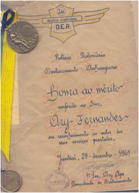 Diploma de HONRA AO MERITO conferido ao Ary Fernandes  pelo Comandante Ary Aps